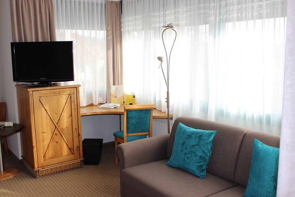 Hotel Landhaus Feckl Ehningen Bagian luar foto