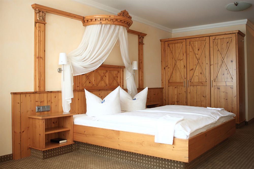 Hotel Landhaus Feckl Ehningen Bagian luar foto