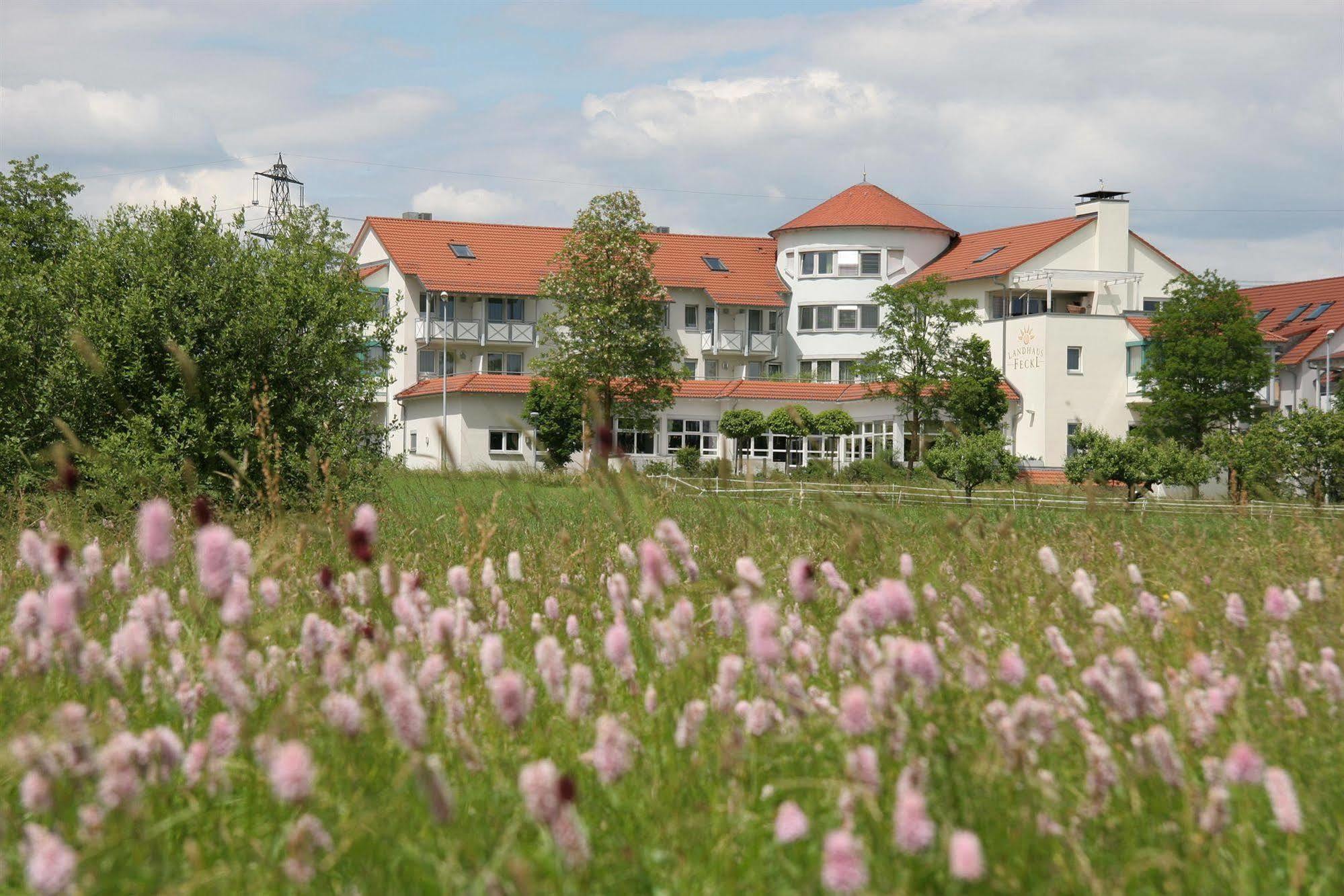 Hotel Landhaus Feckl Ehningen Bagian luar foto