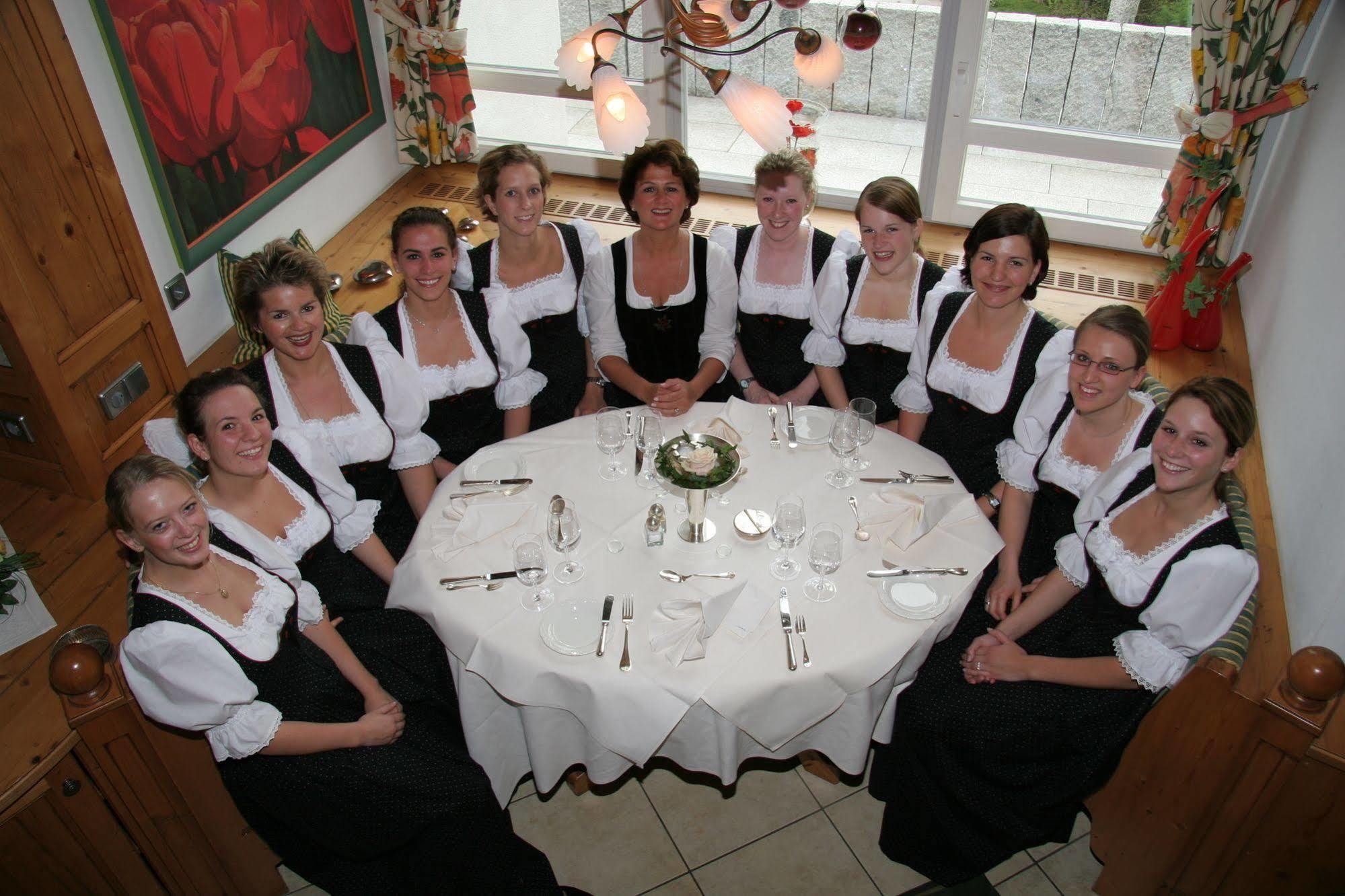 Hotel Landhaus Feckl Ehningen Bagian luar foto